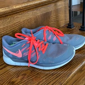 Nike woman’s shoes size 9